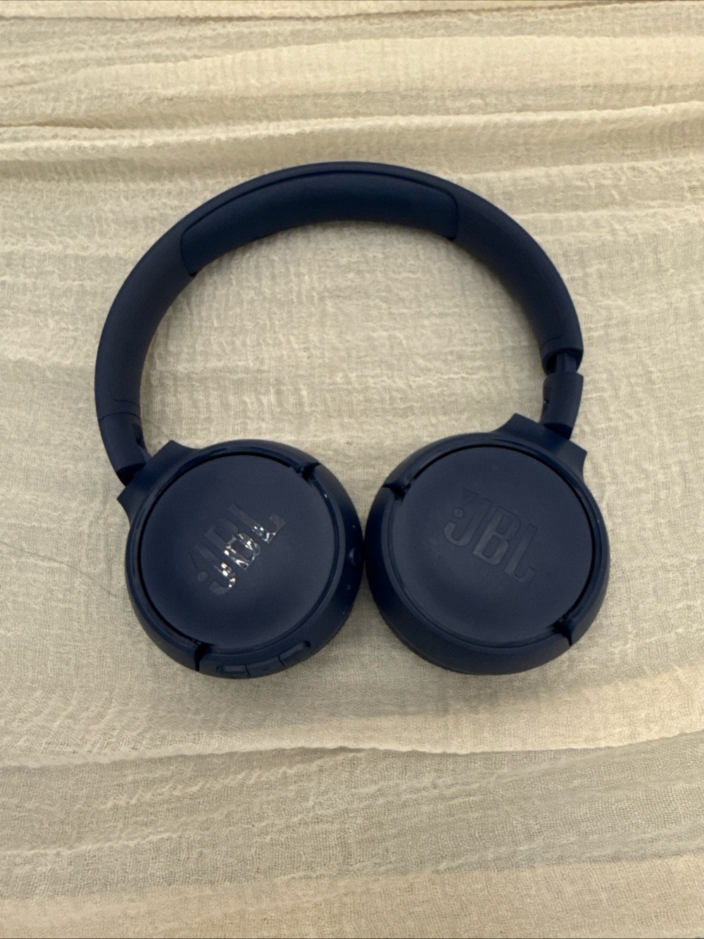 JBL Over-Ear Headphones in Dark Blue